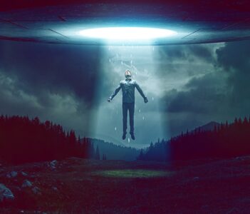 Les théories sur les abductions